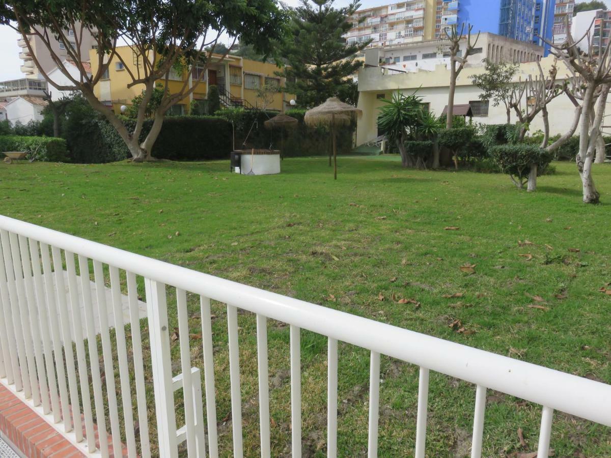 Apartamento Carihuela Playa Apartment Torremolinos Bagian luar foto