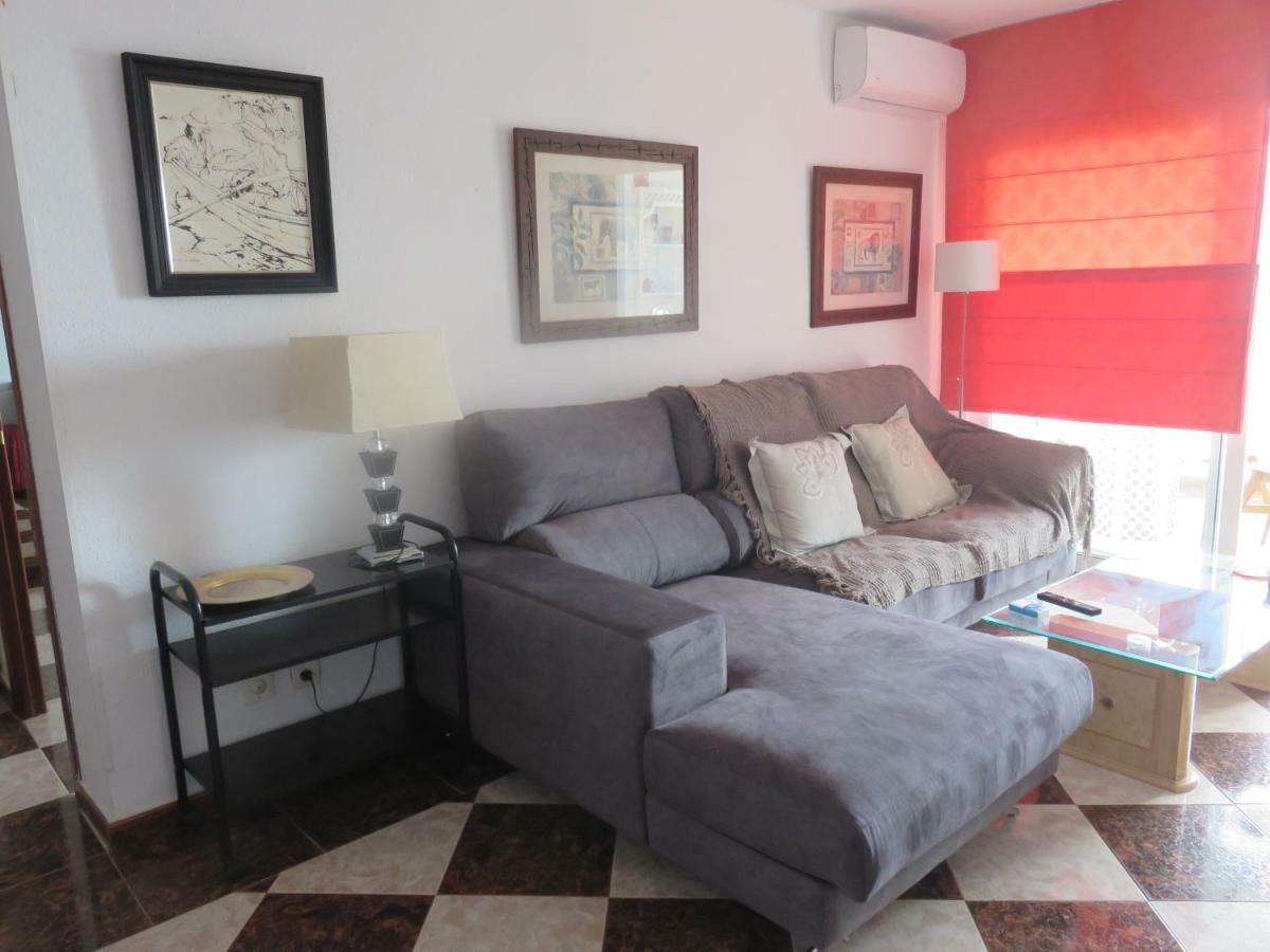 Apartamento Carihuela Playa Apartment Torremolinos Bagian luar foto