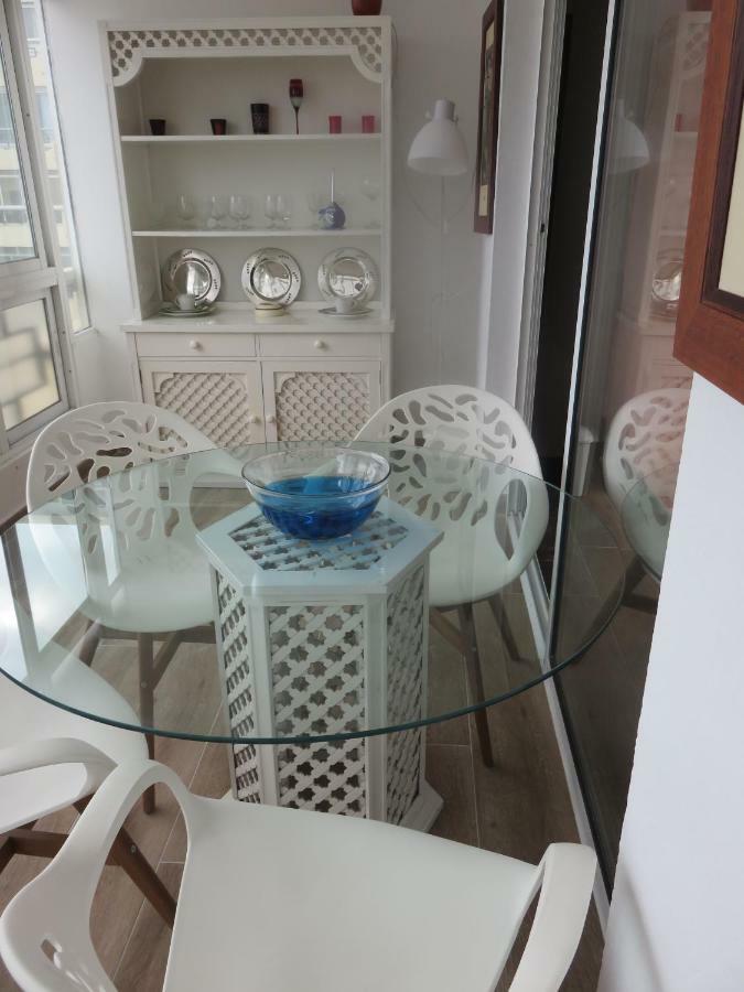 Apartamento Carihuela Playa Apartment Torremolinos Bagian luar foto