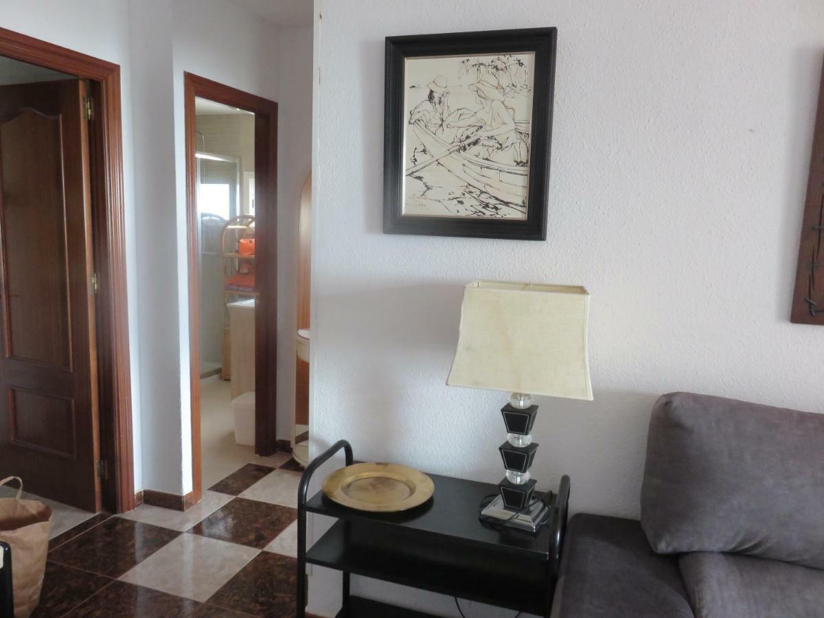 Apartamento Carihuela Playa Apartment Torremolinos Bagian luar foto