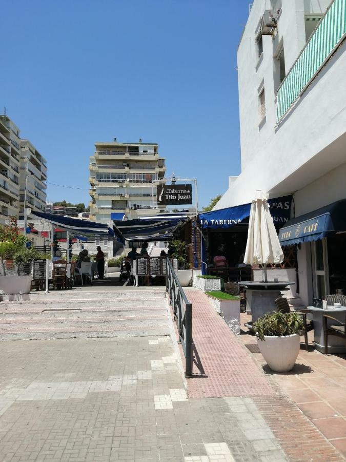 Apartamento Carihuela Playa Apartment Torremolinos Bagian luar foto
