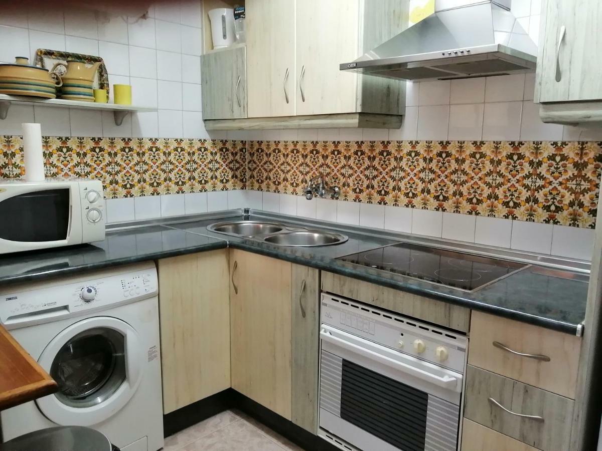 Apartamento Carihuela Playa Apartment Torremolinos Bagian luar foto