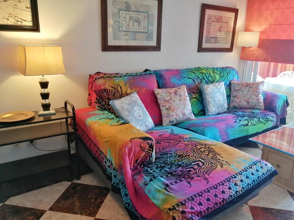 Apartamento Carihuela Playa Apartment Torremolinos Bagian luar foto